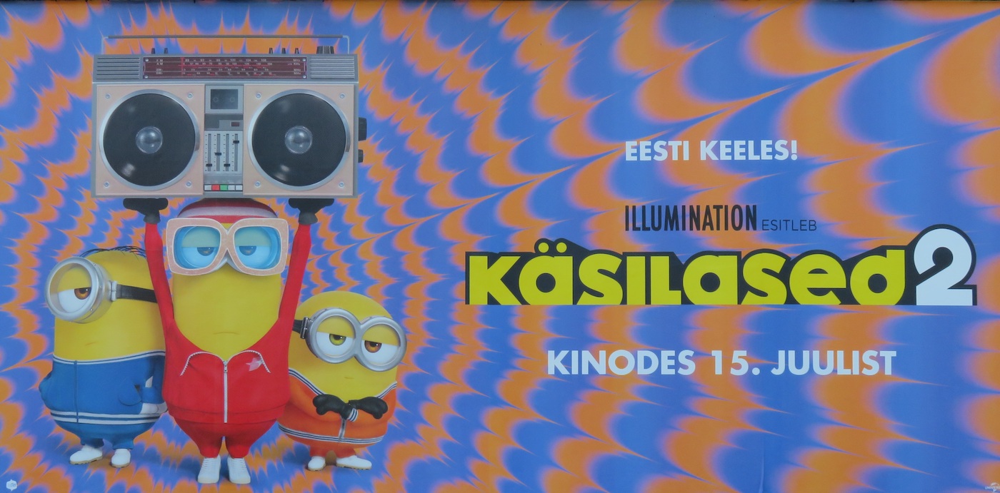 Käsi/laste järje/filmi reklaam/plakat Tallinnas. Foto: Riina Kindlam